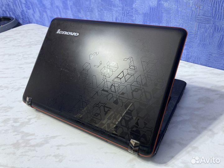Lenovo Y460 - Core i7 / 8Gb/ SSD 256 на гарантии