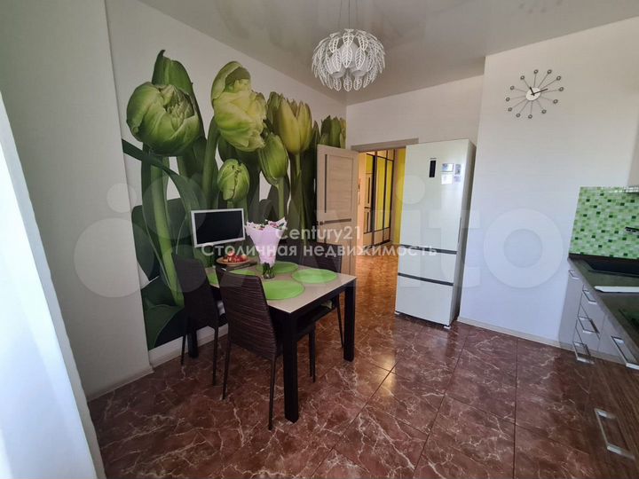 2-к. квартира, 57 м², 16/17 эт.