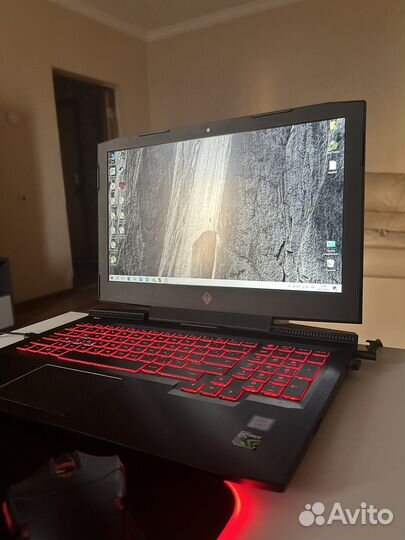 Omen Core i7-7700HQ/GTX