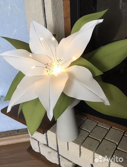 Светильник Лилия