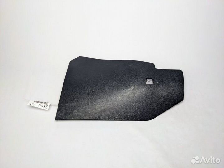 Накладка правая Hyundai Ix35 G4NA 2014