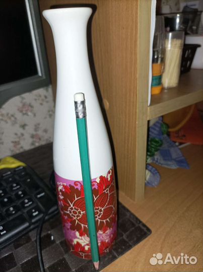 Маленькая вазочка для цветов