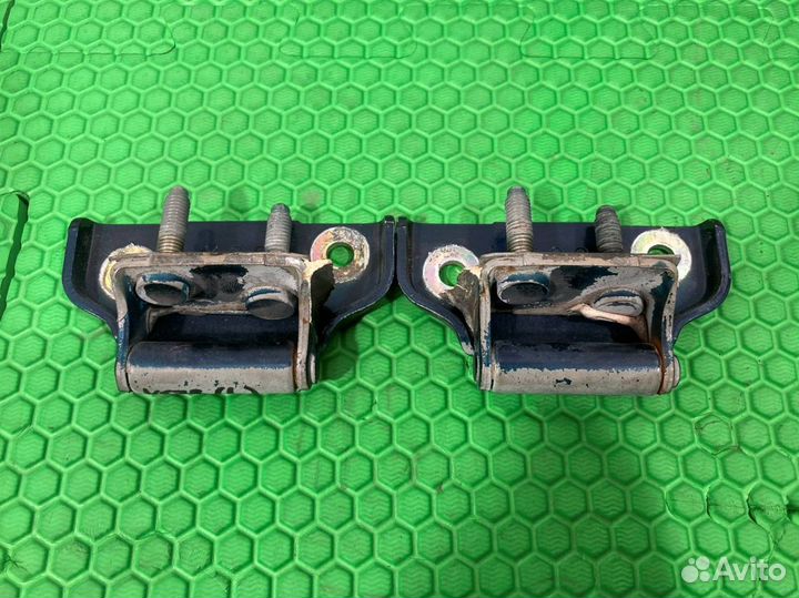 Петля двери багажника Acura Mdx YD1 J35A5 2004