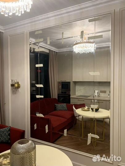 Большое зеркало с фацетом