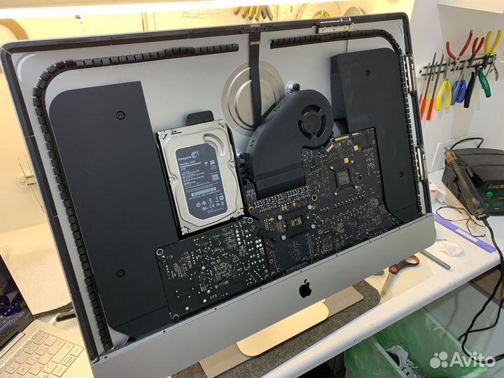 Обслуживание MacBook, iMac ремонт и замена