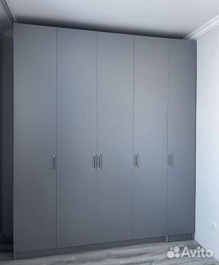 Встроенный шкаф