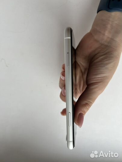 Телефон iPhone XR 64gb