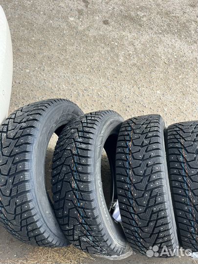 Hankook Winter I'Pike RS2 W429 185/65 R15 92