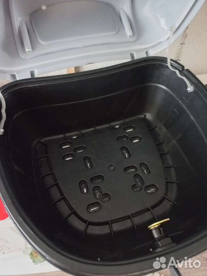 Кофр для мотоцикла, мопеда, скутера на 34 литра