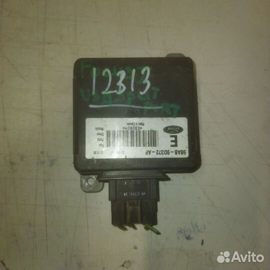 Реле бензонасоса Ford Focus 1