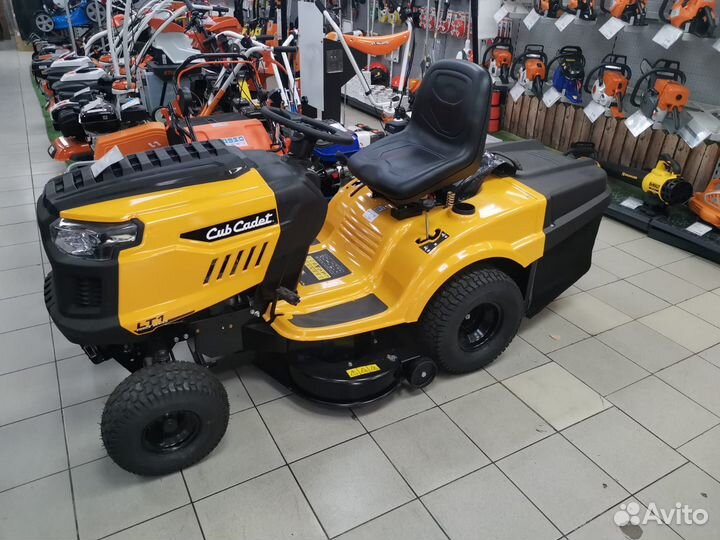 Садовый трактор газонокосилка CUB cadet LT1 NR92