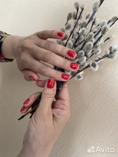 Модель на маникюр