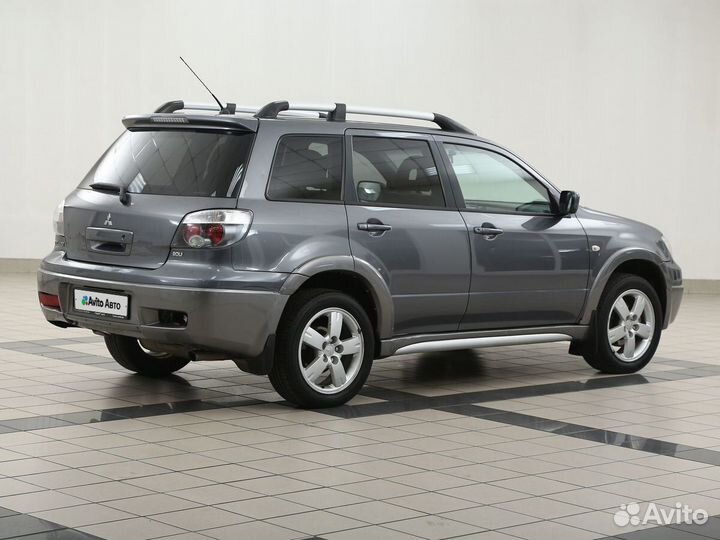 Mitsubishi Outlander 2.4 МТ, 2004, 212 200 км