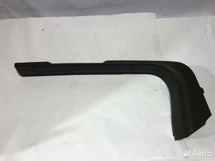 Отделка переднего порога (внутренняя) правая DS