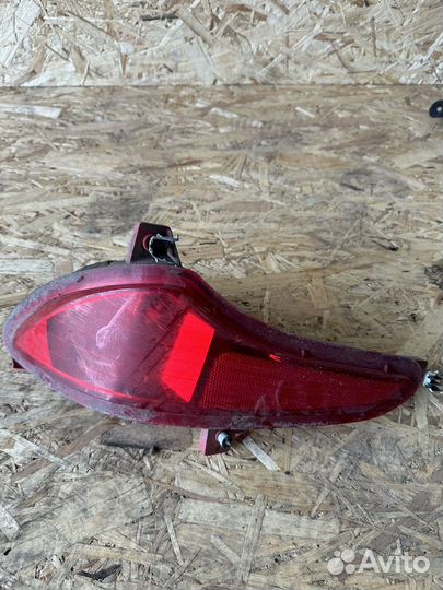 Задний противотуманный фонарь solaris