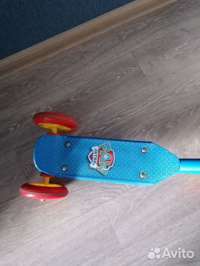 Самокат детский трехколесный