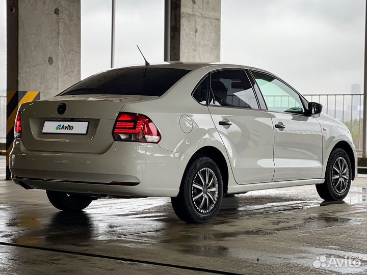 Volkswagen Polo 1.6 МТ, 2015, 159 800 км