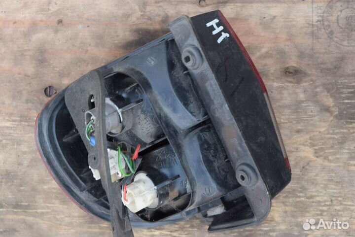 Фонарь задний левый Hyundai Starex