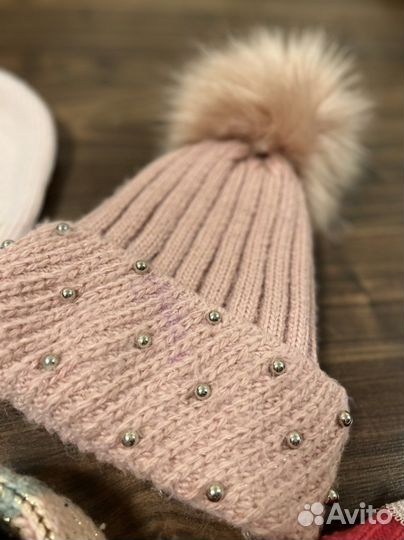 Пакет шапки шарфы на 4-5 лет