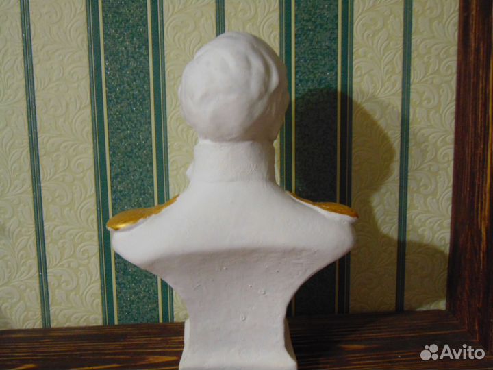 Бюст Лермонтов М.Ю