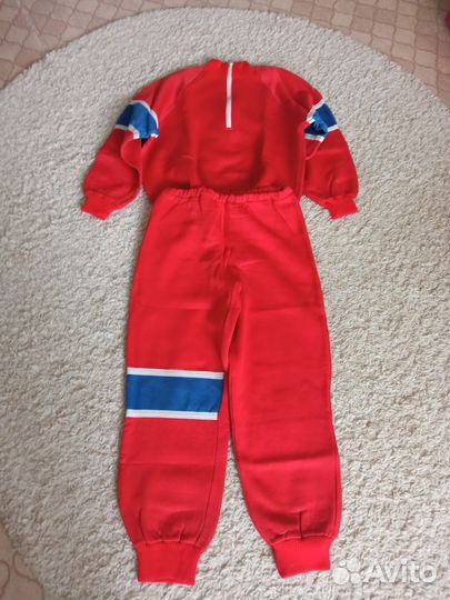 Спортивный костюм новый