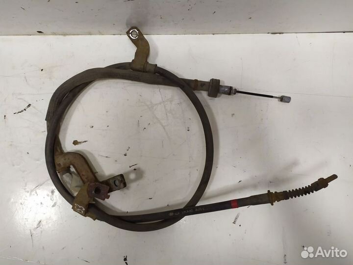 Трос стояночного тормоза правый RIO 2011-2017