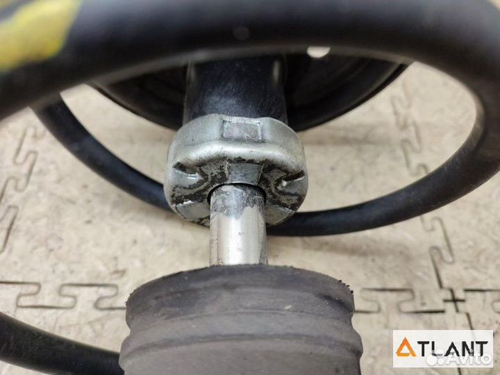 Стойка передняя левая mitsubishi colt