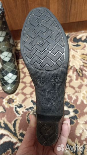 Женские резиновые сапоги 36р-р