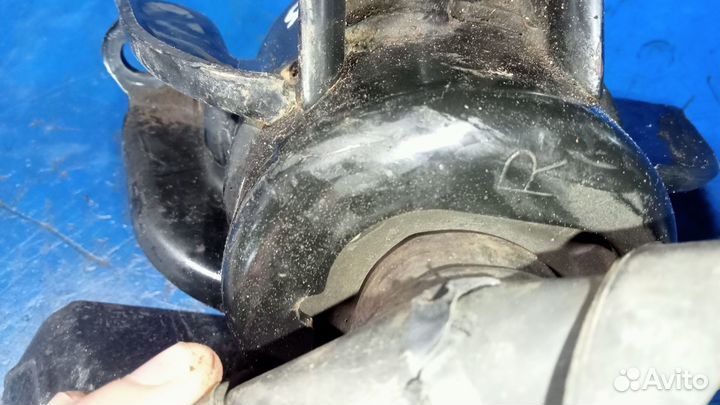 Подушка двигател правая Киа Рио