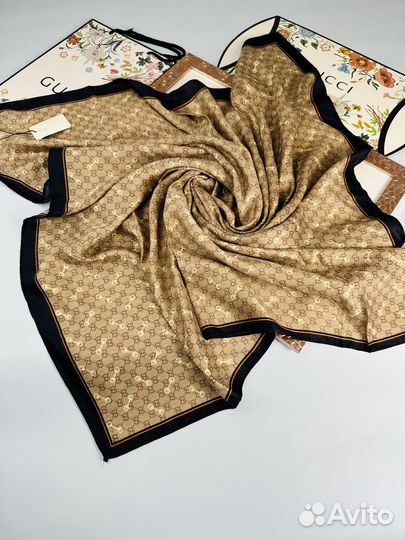Тонкий шерстяной платок Gucci