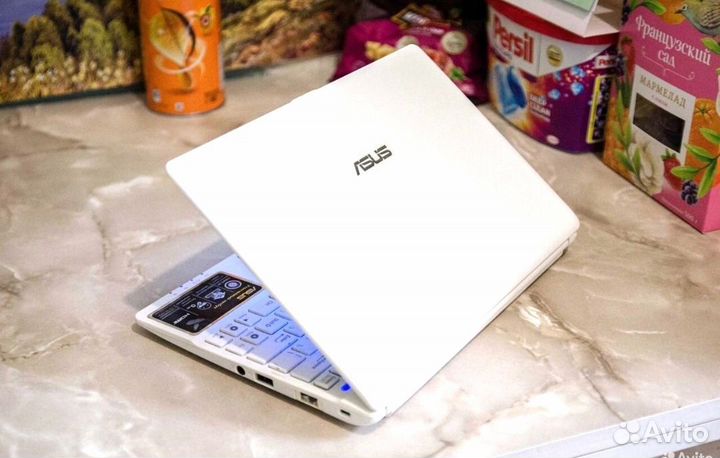 Шустрый тонкий ноутбук \ ультрабук asus