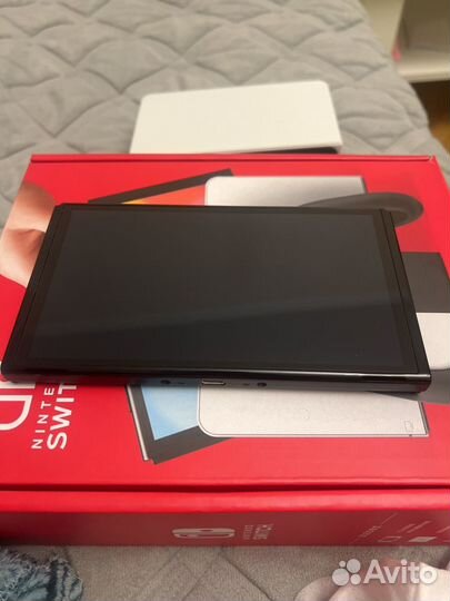 Nintendo switch oled 64 gb