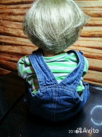 Виниловая коллекционно-игровая кукла от Pat Secris