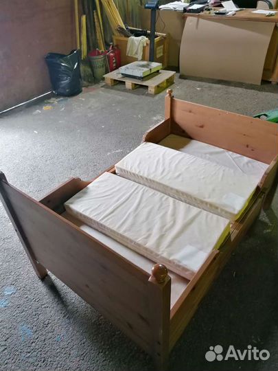 Детская раздвижная кровать IKEA