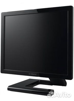 Монитор Samsung