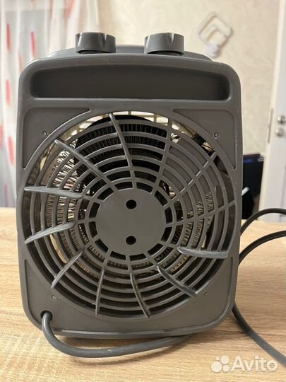 Тепловентилятор ballu BFH/S-10 бу отличное состоян