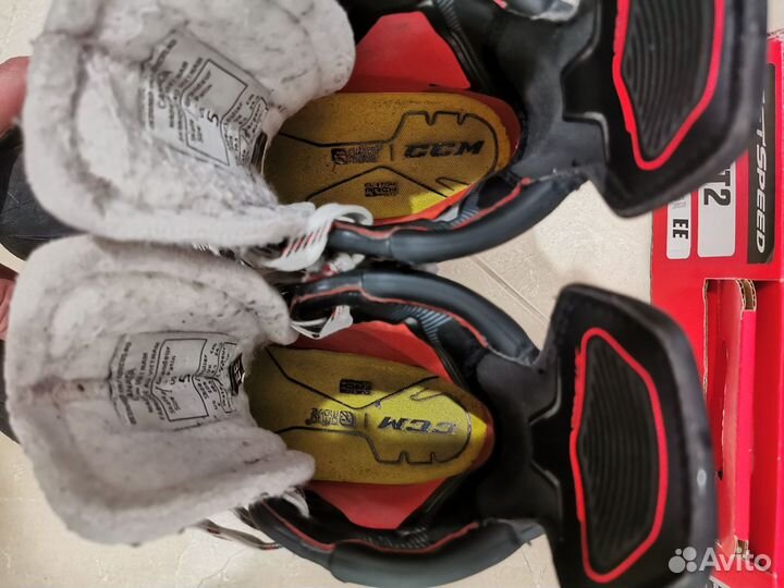 Коньки хоккейные юниорские CCM ft2 5EE