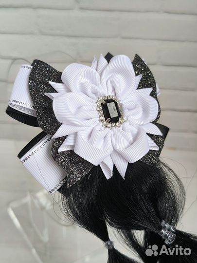 Школьные банты с канеколоном