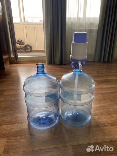 Бутылка 19 литров с помпой для накачки воды