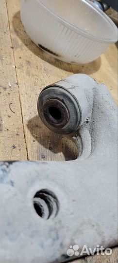 Передние рычаги в сборе Honda CRV 3