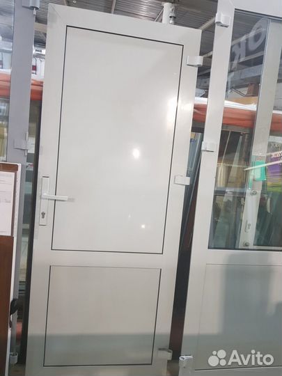 Дверь входная