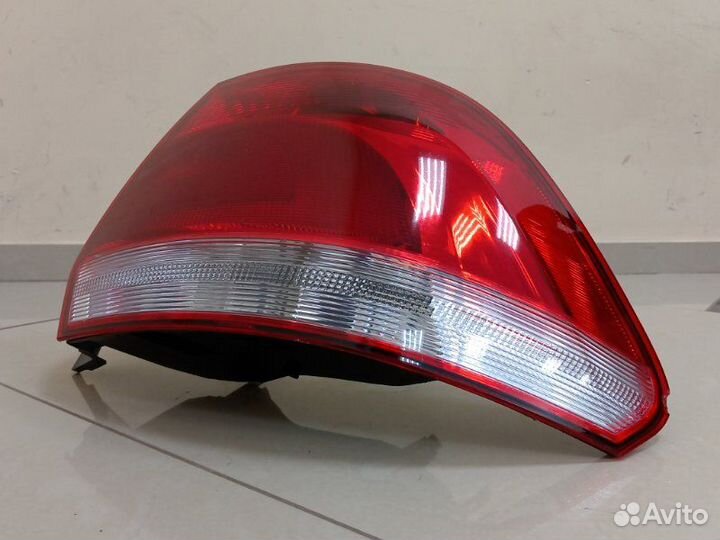 Фонарь задний правый Volkswagen Polo 2010-2014