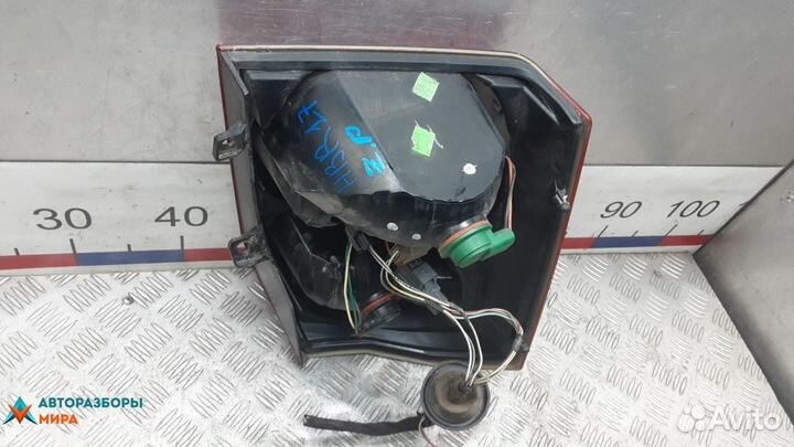 Фонарь задний правый Dodge Caliber 2008