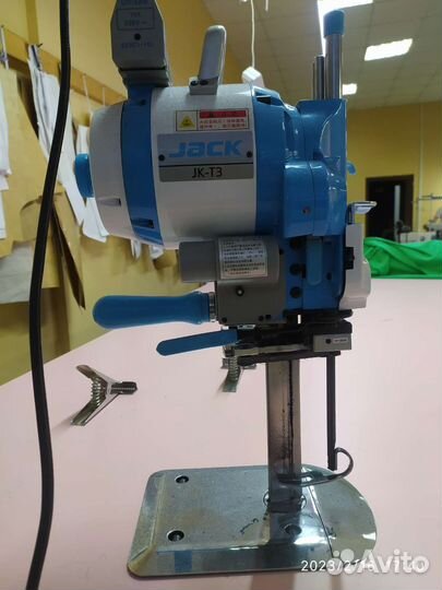 Сабельный раскройный нож