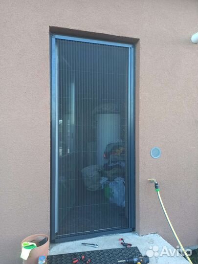 Москитная сетка на окно и балконную дверь, плиссе