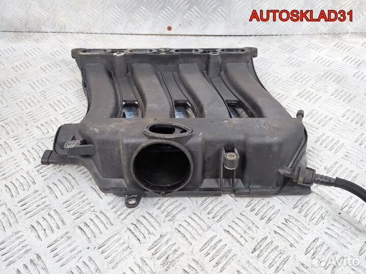 Коллектор впускной Renault Scenic F4R 8200125648
