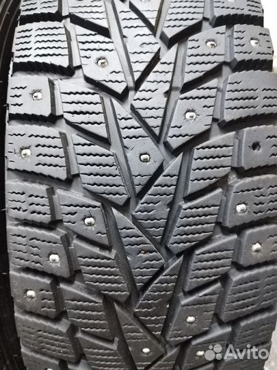 Dunlop SP Winter Ice02 225/60 R18