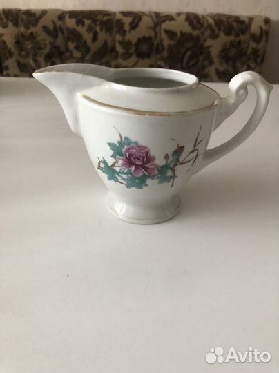 Чайники, молочник, штоф, термосы и др