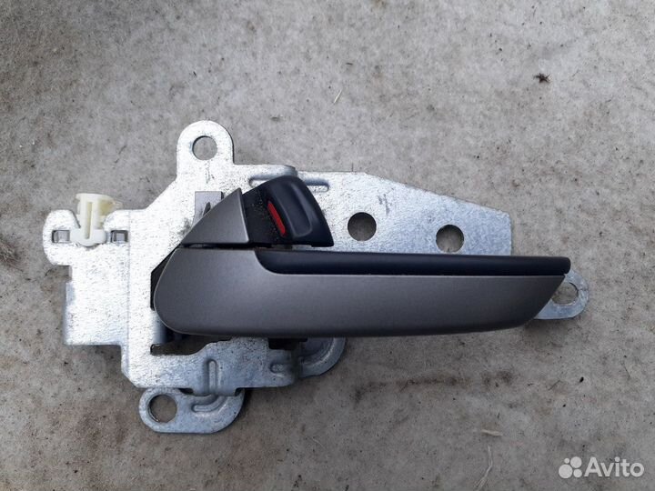 Ручка двери внутренняя Honda Legend KB1