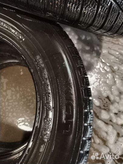 Nokian Tyres Hakkapeliitta R 215/65 R16